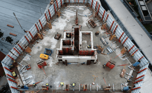 Ascent-safety-screen-in-use-on-construction-site